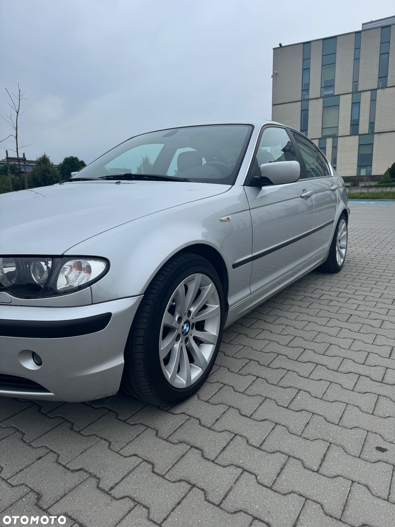 BMW Seria 3 320i - 5