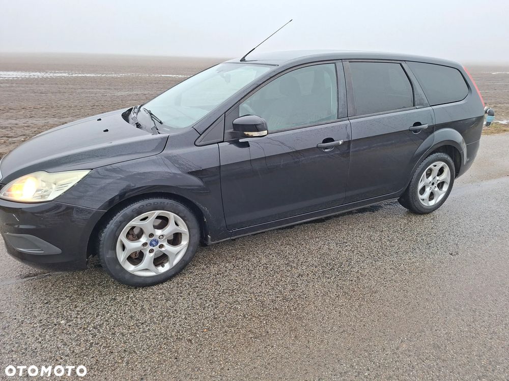 Ford Focus 1.6 TDCi DPF Style - 13