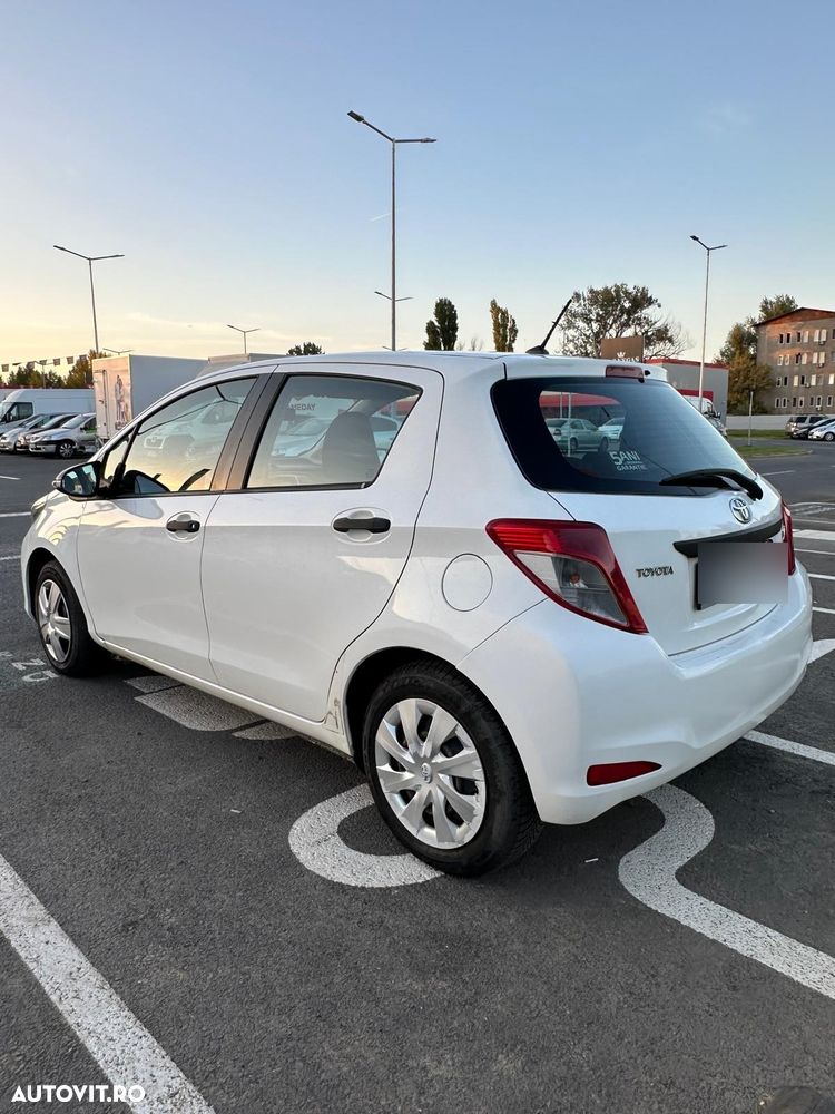 Toyota Yaris - 6