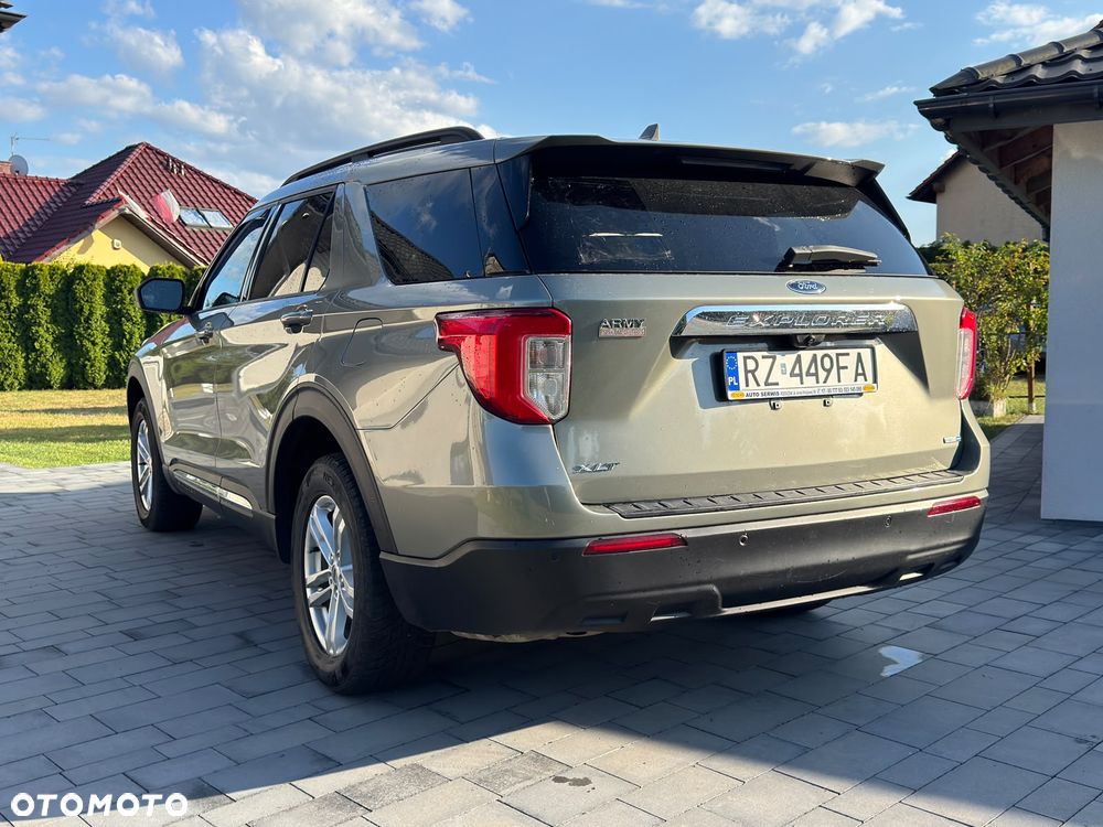 Ford Explorer - 7