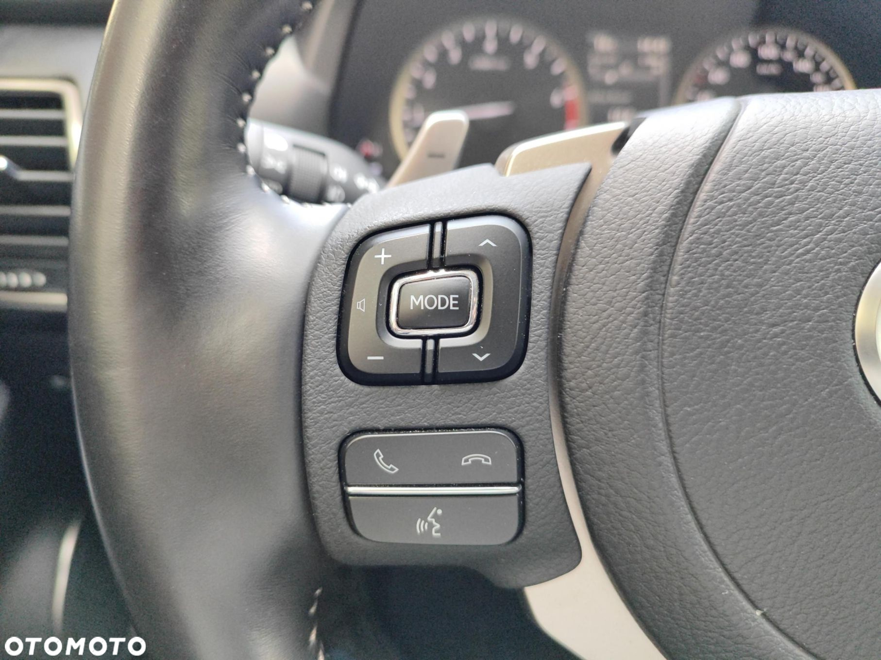 Lexus NX 300 F Impression AWD - 17