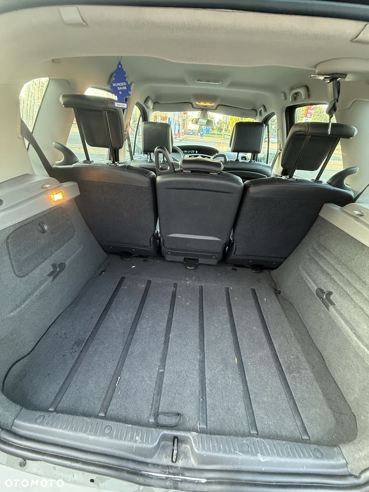Renault Scenic - 5