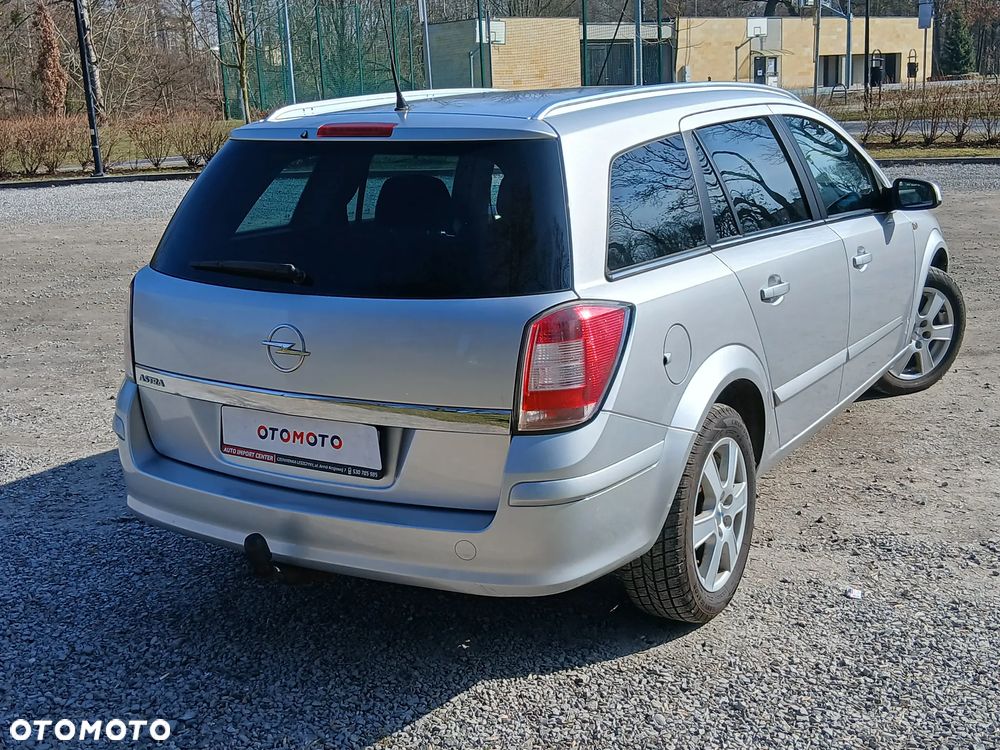 Opel Astra 1.6 Style - 26