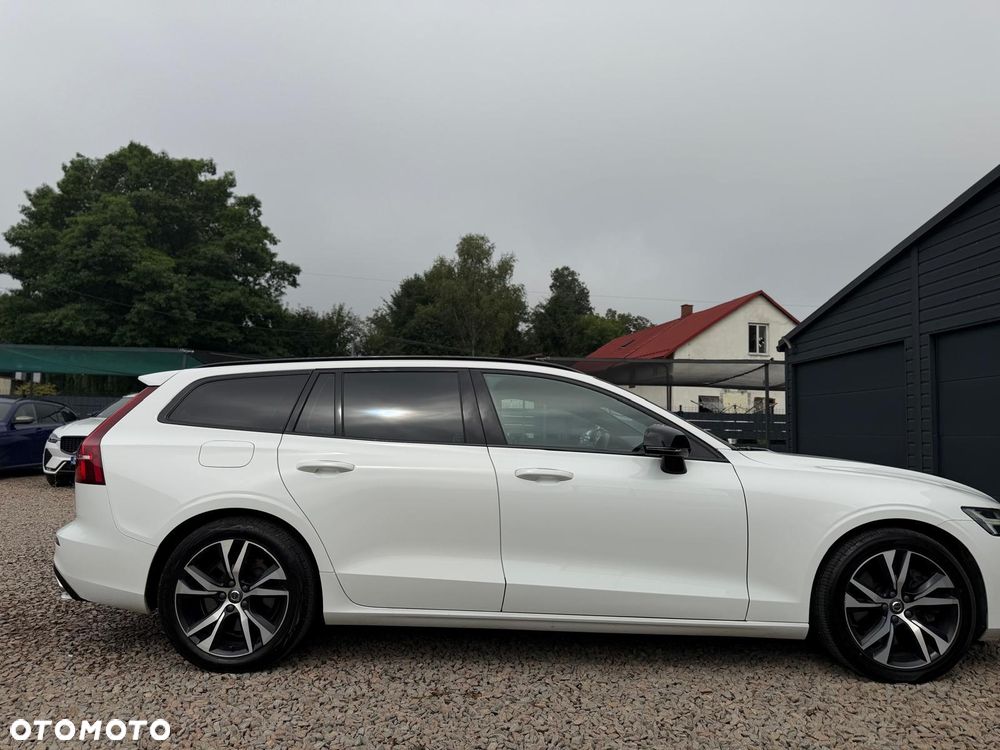 Volvo V60 D4 AWD Geartronic R-Design - 15