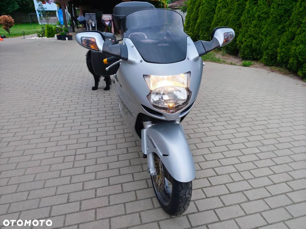 Honda CBR - 7