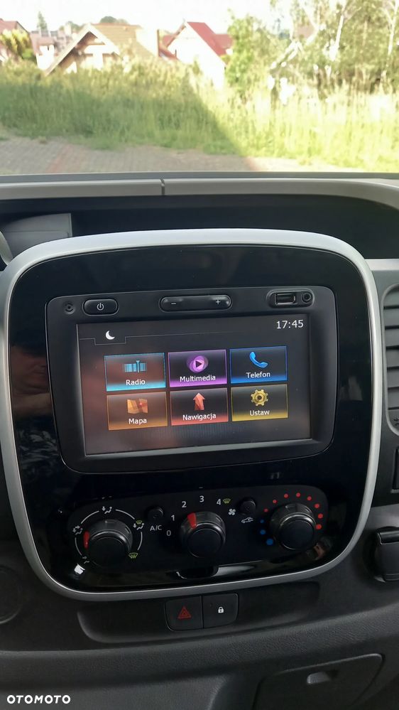 Renault Trafic - 10