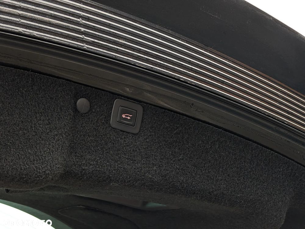 Opel Insignia 2.0 CDTI Cosmo ecoFLEX S&S - 40