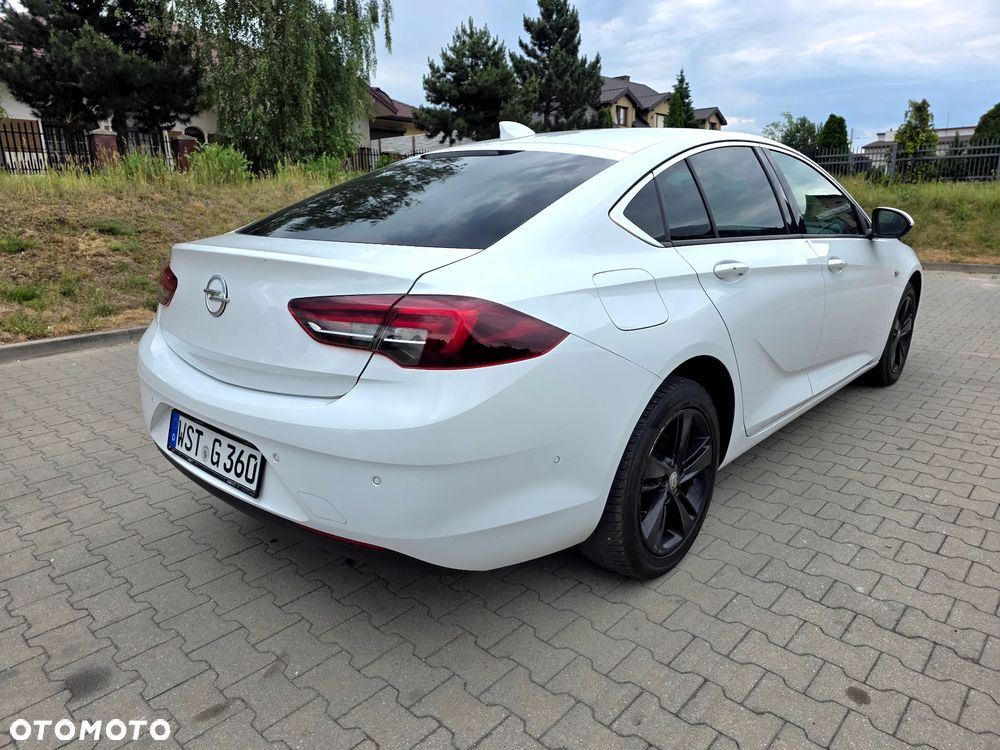 Opel Insignia - 4