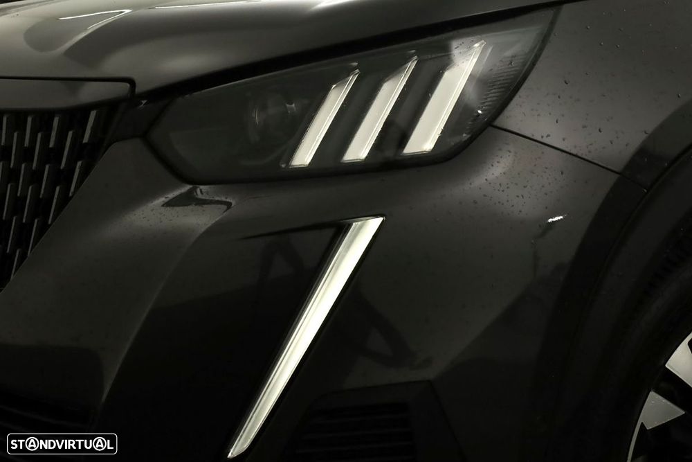 Peugeot 2008 1.2 PureTech GT EAT8 - 6