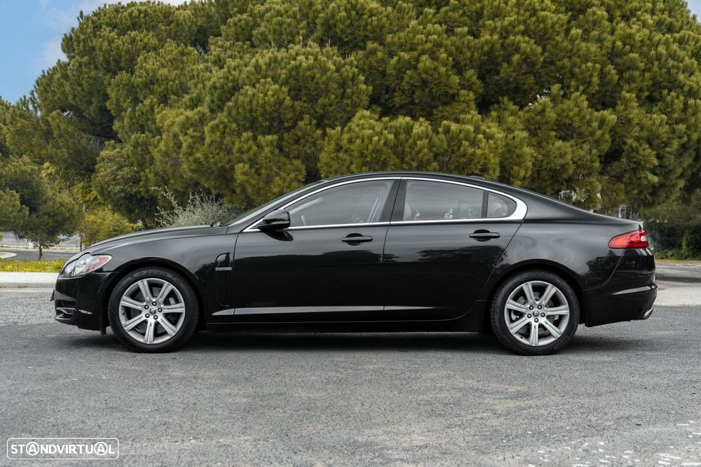 Jaguar XF 3.0 D V6 Luxury - 3