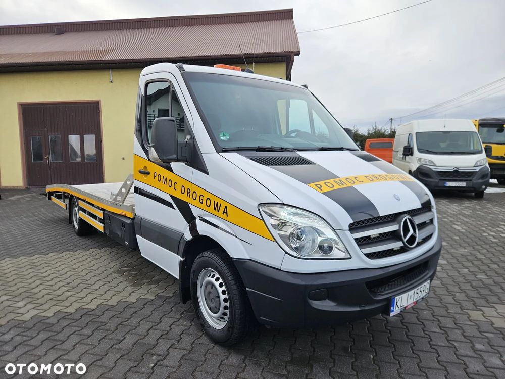 Mercedes-Benz SPRINTER - 8
