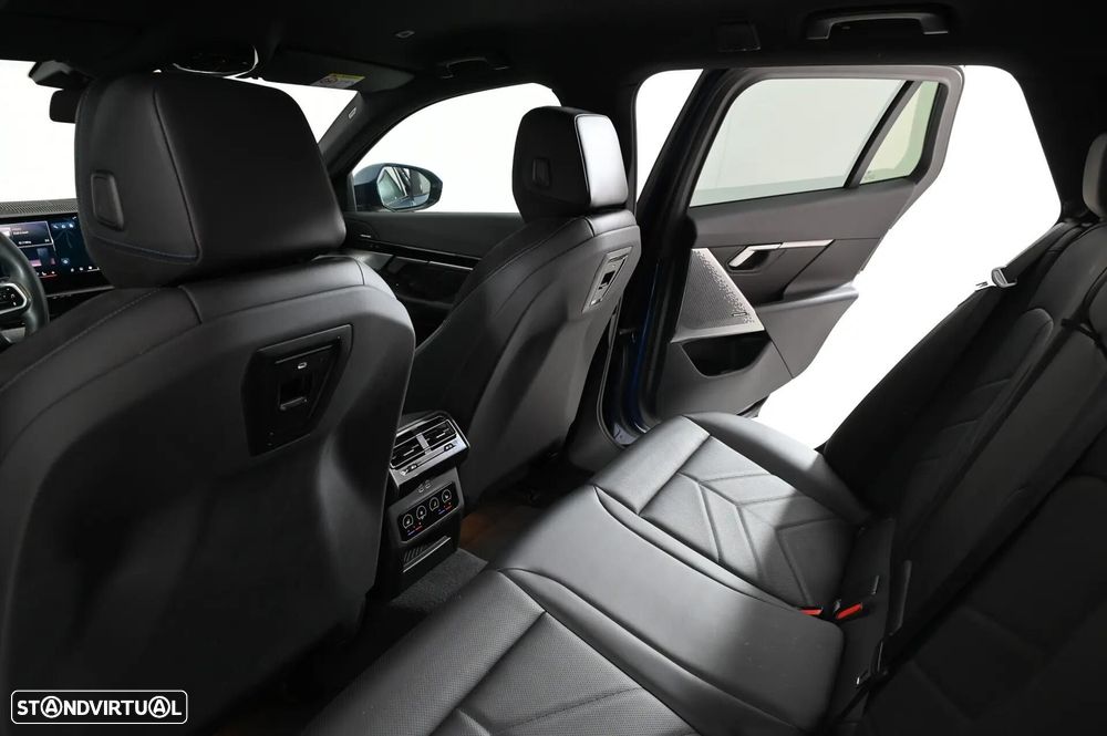 BMW 530 e Pack Desportivo M - 37