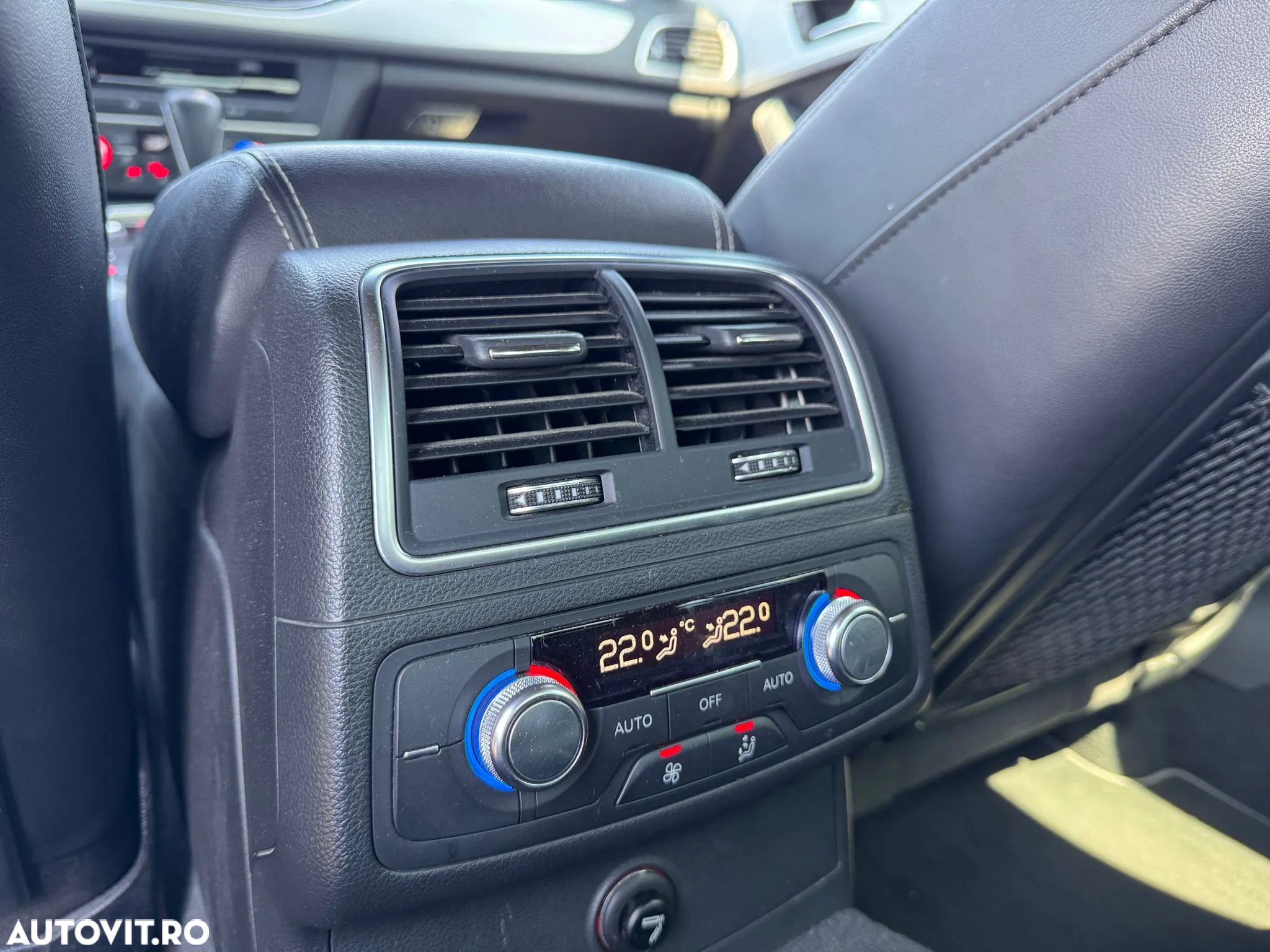 Audi A6 2.0 TDI Ultra S tronic - 13
