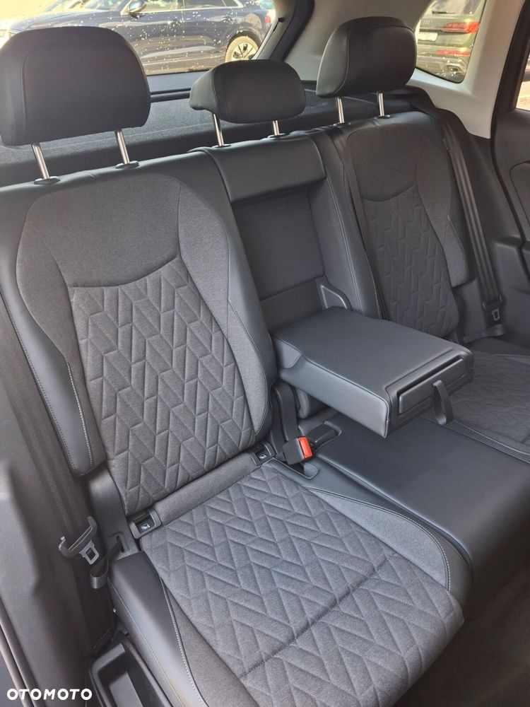 Volkswagen Tiguan - 18