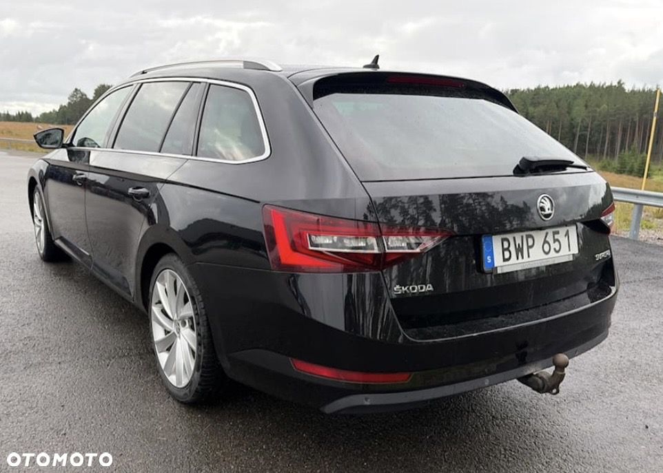Skoda Superb 2.0 TDI Active DSG - 3