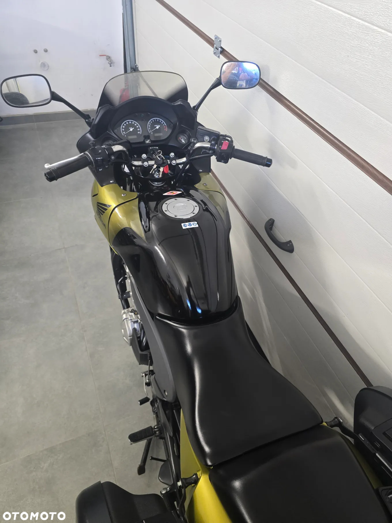 Honda CBF - 18