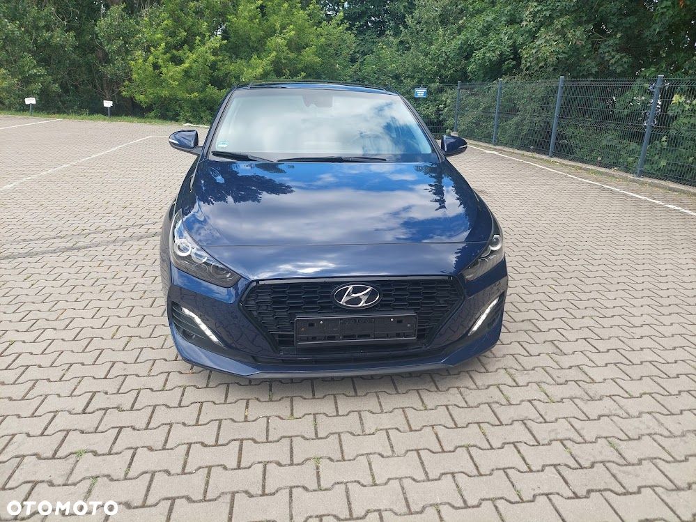 Hyundai i30 1.4 T-GDI DCT Premium - 9