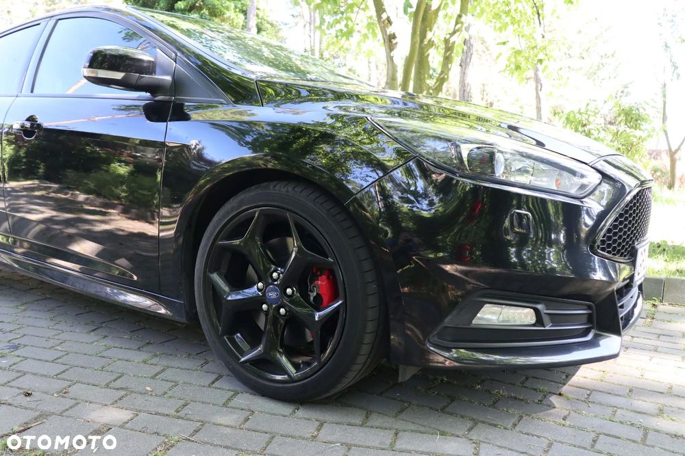 Ford Focus 2.0 EcoBoost ST-2 - 2