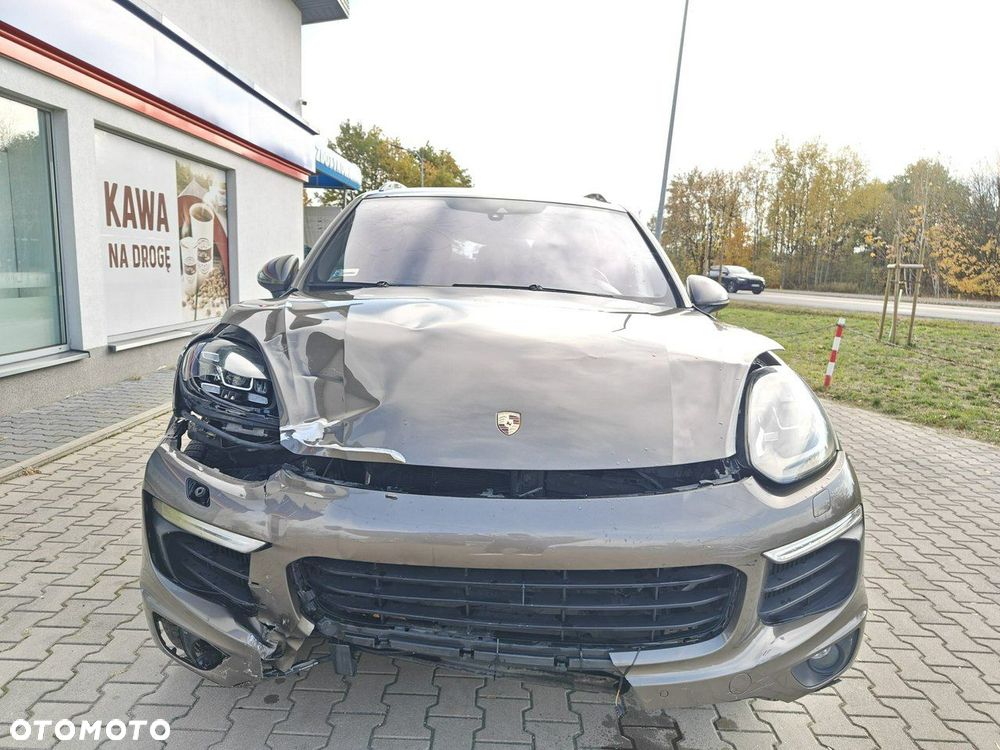 Porsche Cayenne - 7