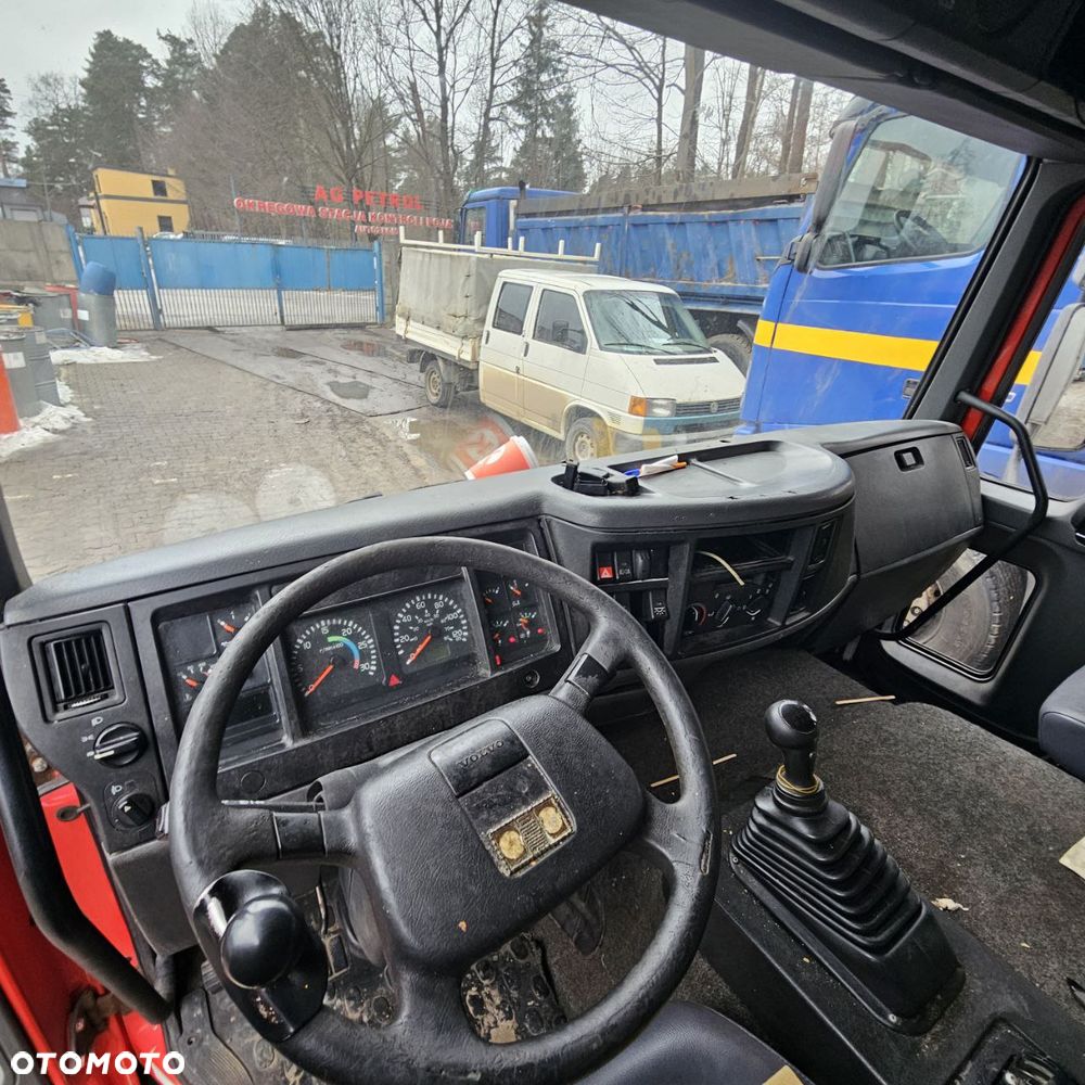 Volvo FL 6 pojazd na części - 9