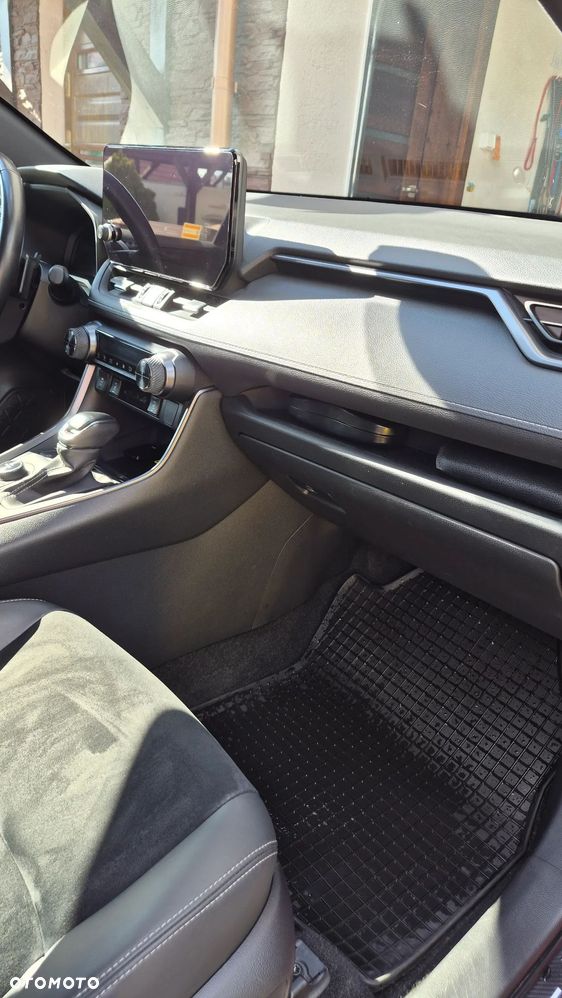 Toyota RAV4 - 9