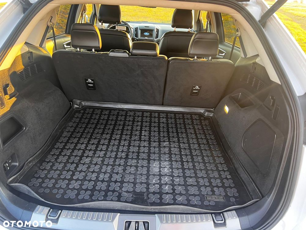 Ford Edge 2.0 TDCi Bi-Turbo 4x4 Sport - 4