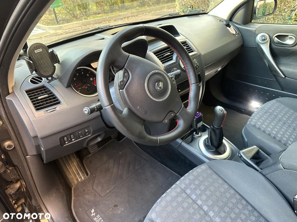 Renault Megane - 8