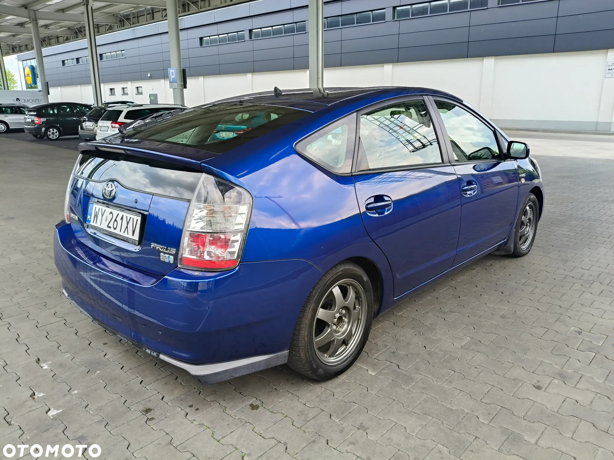 Toyota Prius 1.5 VVT-i Prestige - 5