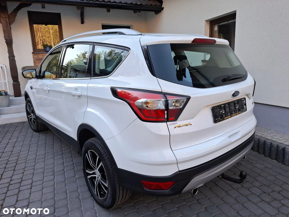 Ford Kuga 1.5 EcoBoost 2x4 Titanium - 38