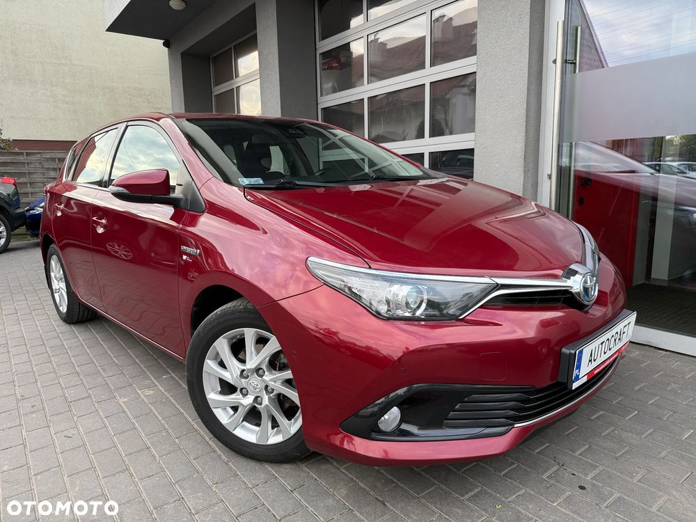 Toyota Auris Hybrid 135 Premium - 24