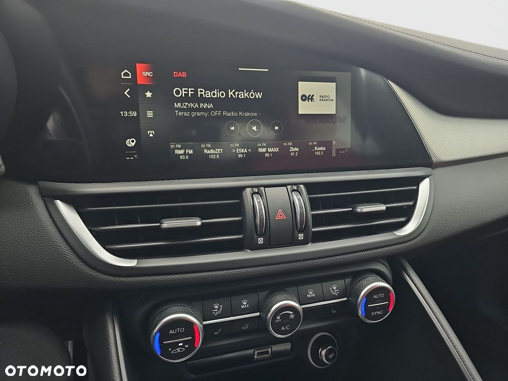 Alfa Romeo Stelvio 2.0 Turbo Veloce Q4 - 12