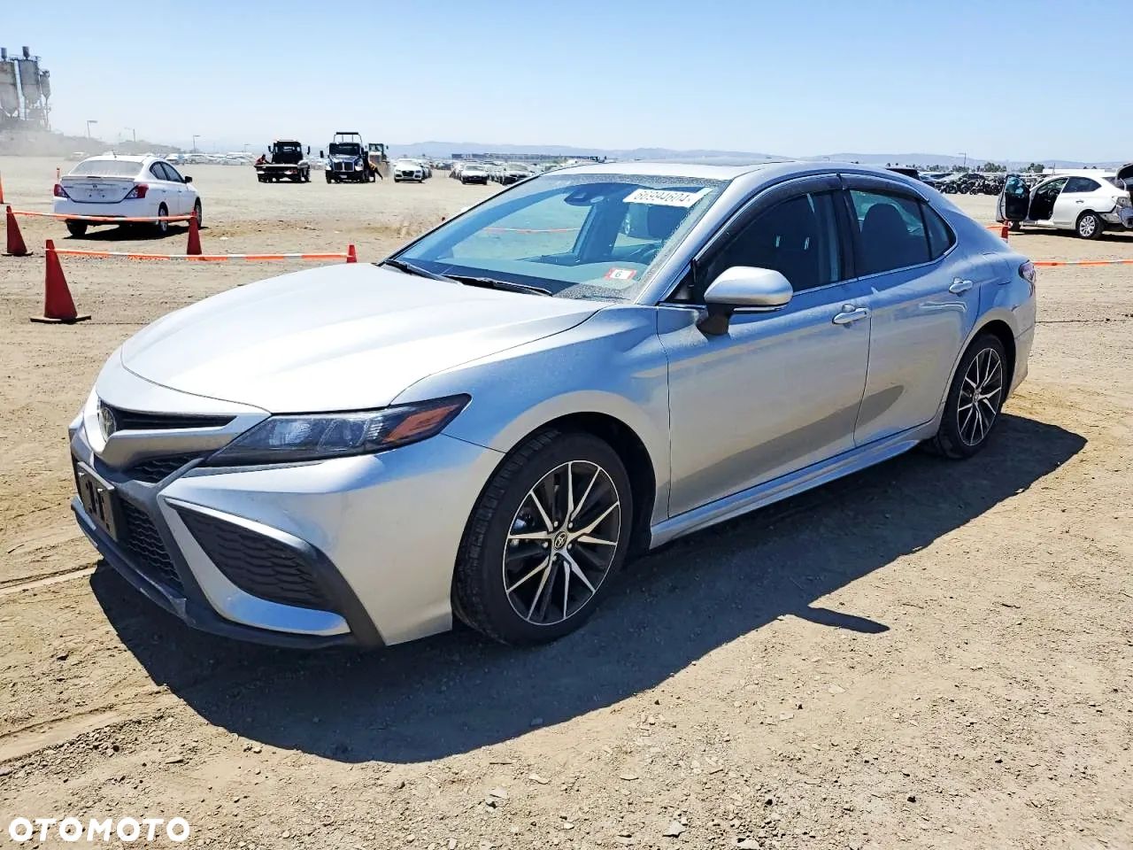 Toyota Camry - 1
