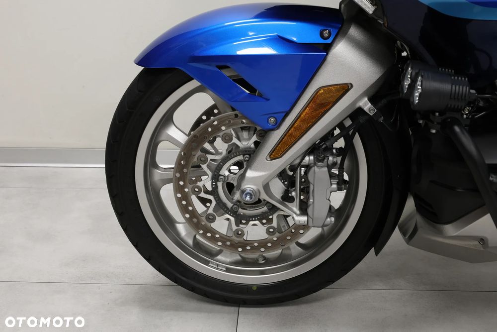 Honda GL - 32
