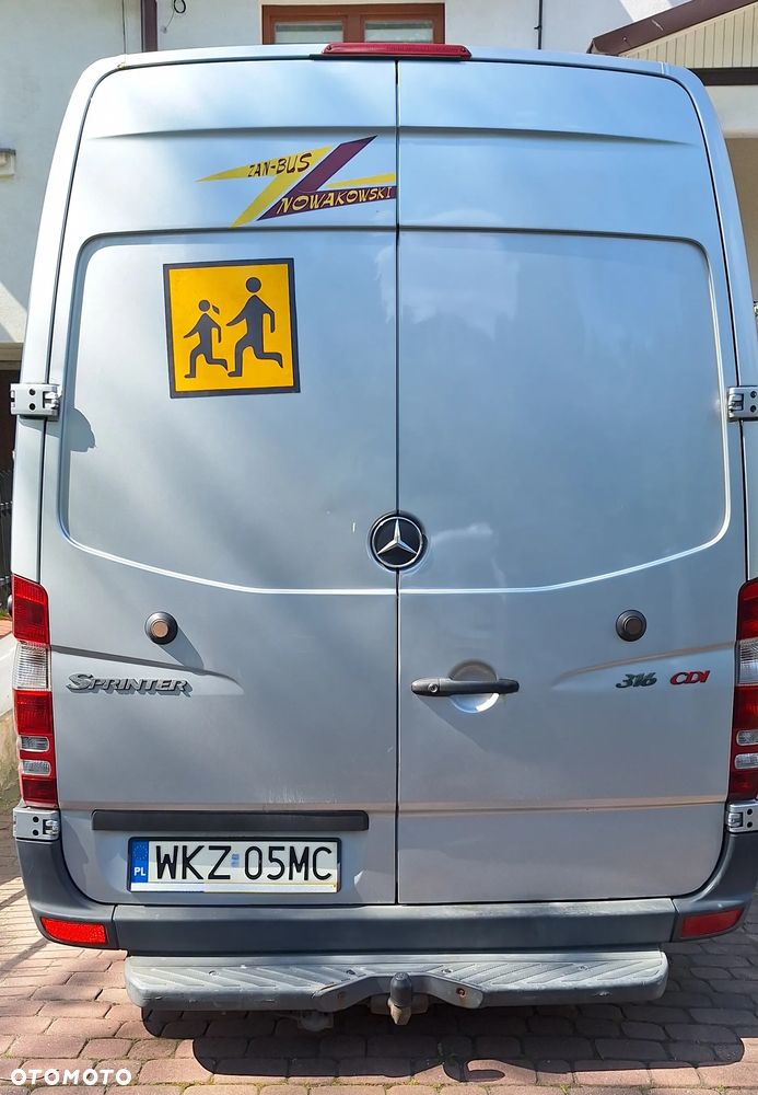 Mercedes-Benz Sprinter - 6