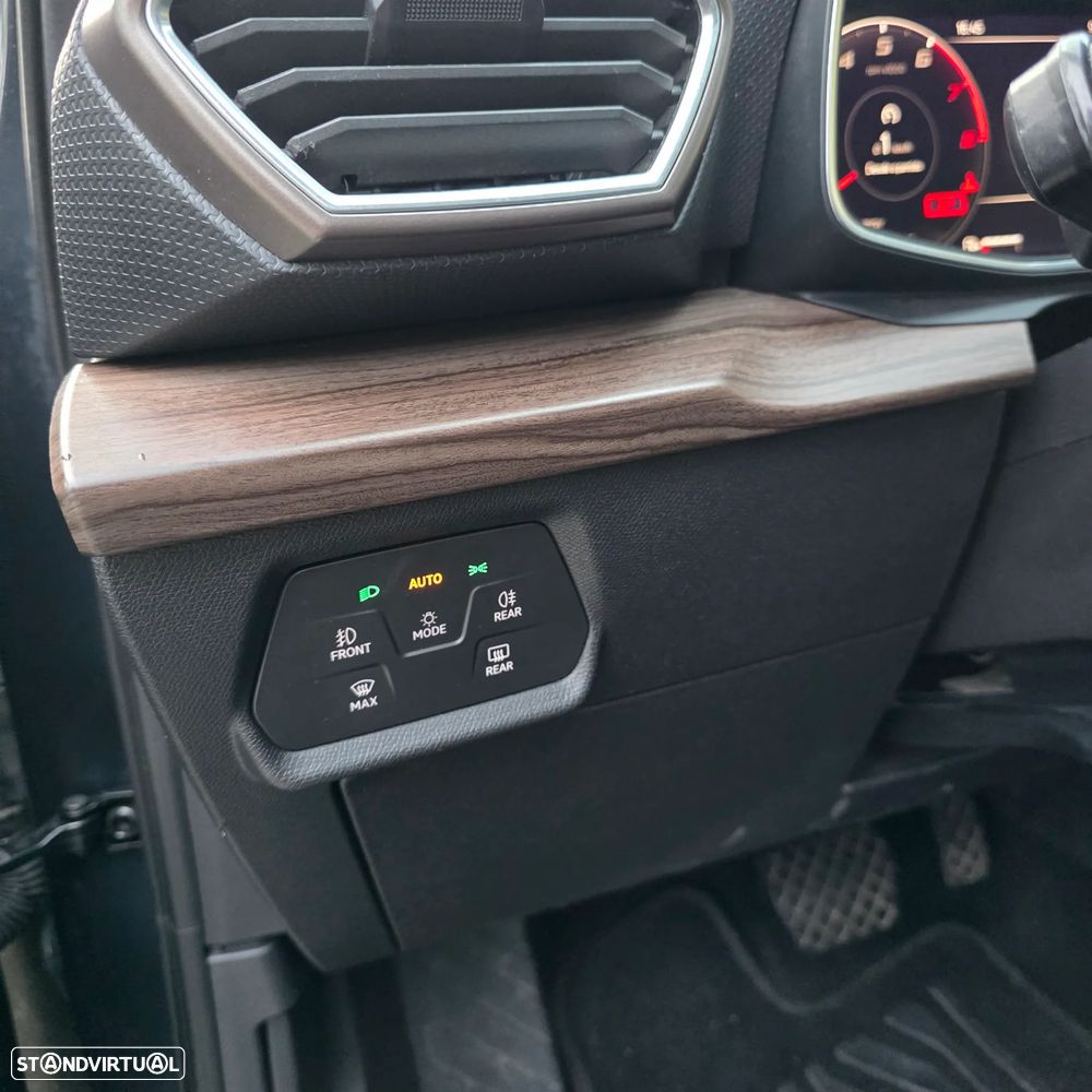 SEAT Leon ST 1.0 eTSI Xcellence DSG - 17