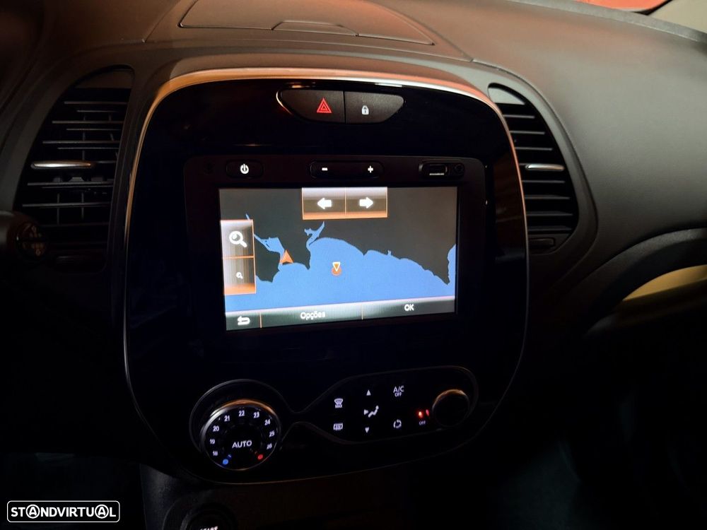 Renault Captur 1.2 TCe Exclusive - 12