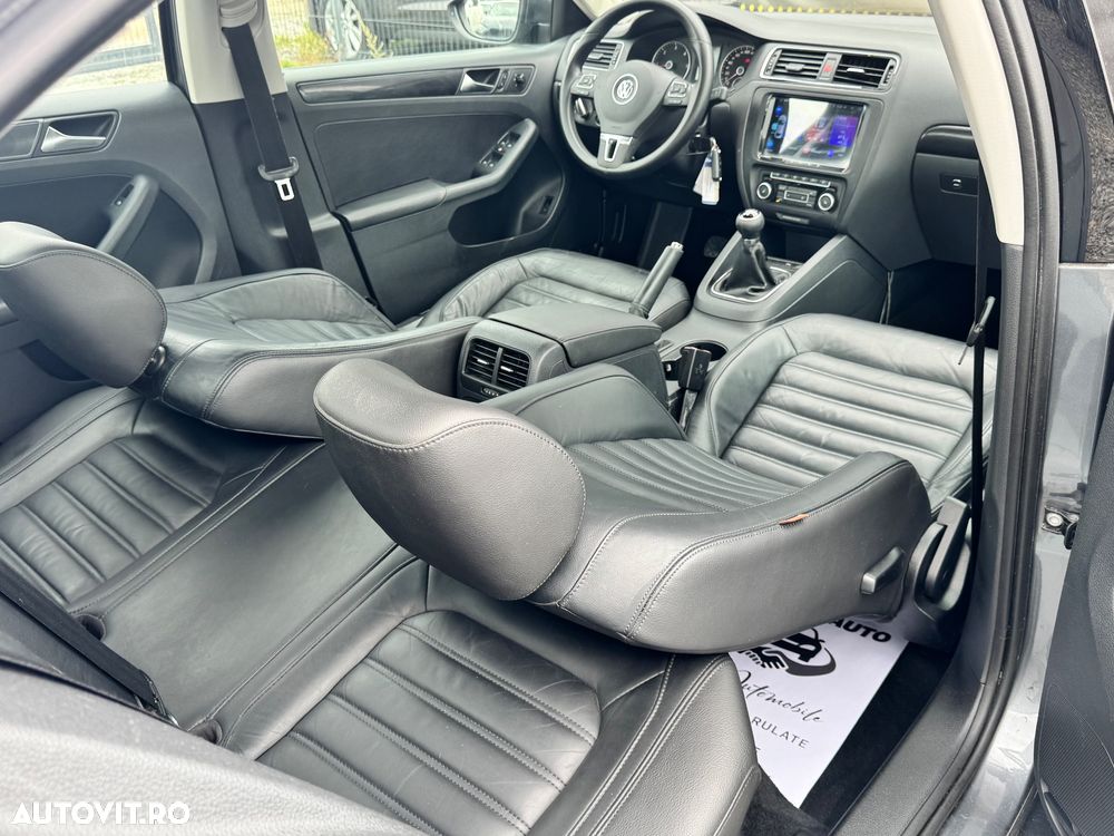 Volkswagen Jetta 1.6 TDI CR DPF Comfortline - 8
