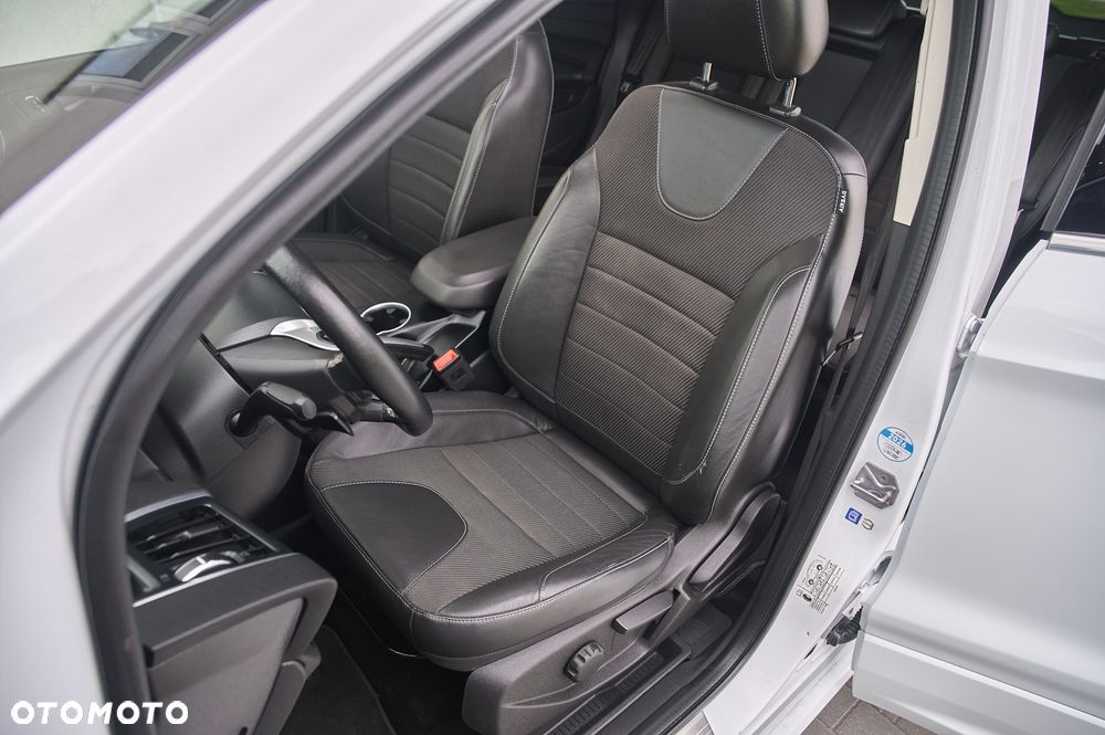 Ford Kuga 2.0 TDCi 2x4 Individual - 25