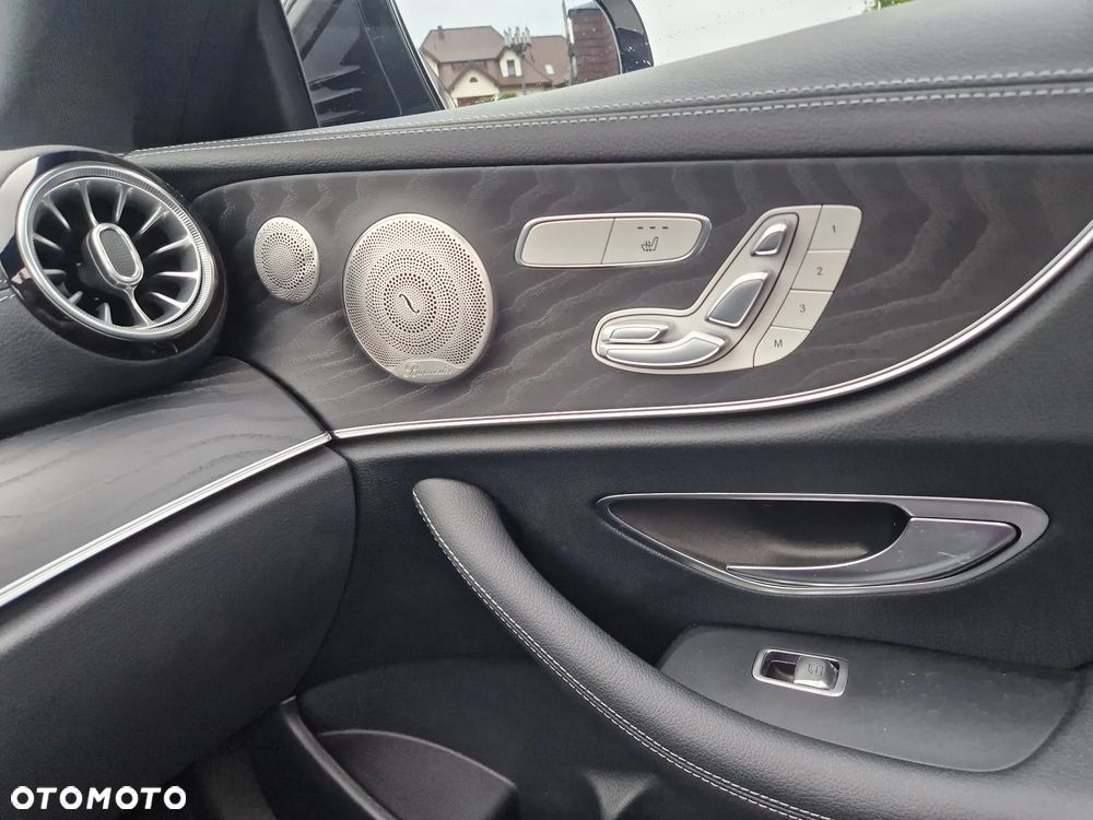 Mercedes-Benz Klasa E 220 d Coupe 4-Matic 9G-TRONIC - 14