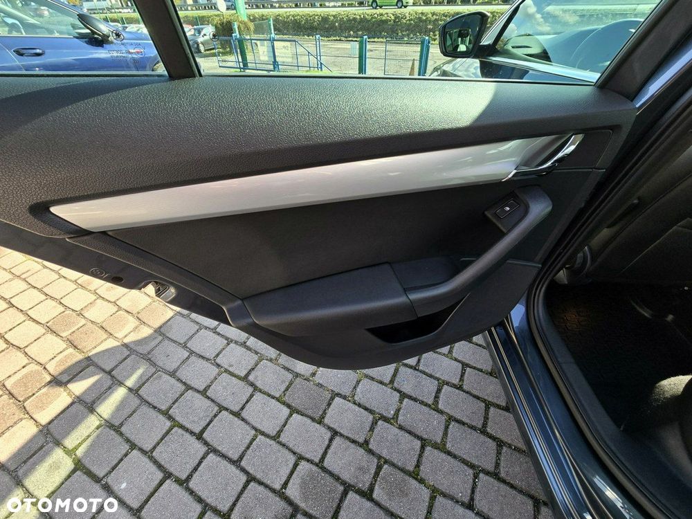 Skoda Octavia - 16