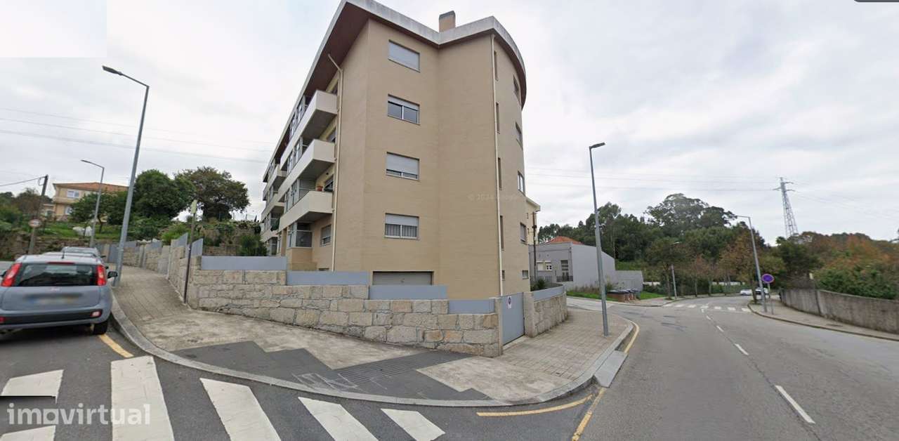 Terreno às Antas p/ 10 Habitações - Grande imagem: 4/9