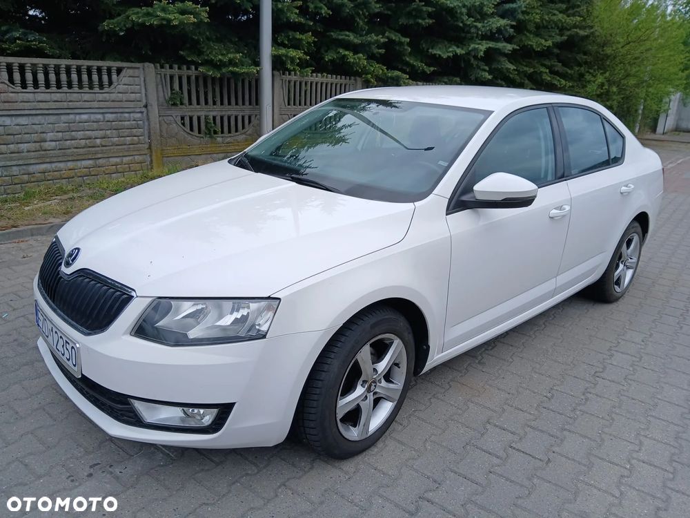 Skoda Octavia 1.6 TDI Solution - 9