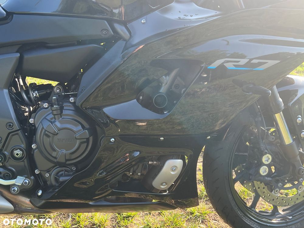Yamaha R7 - 5