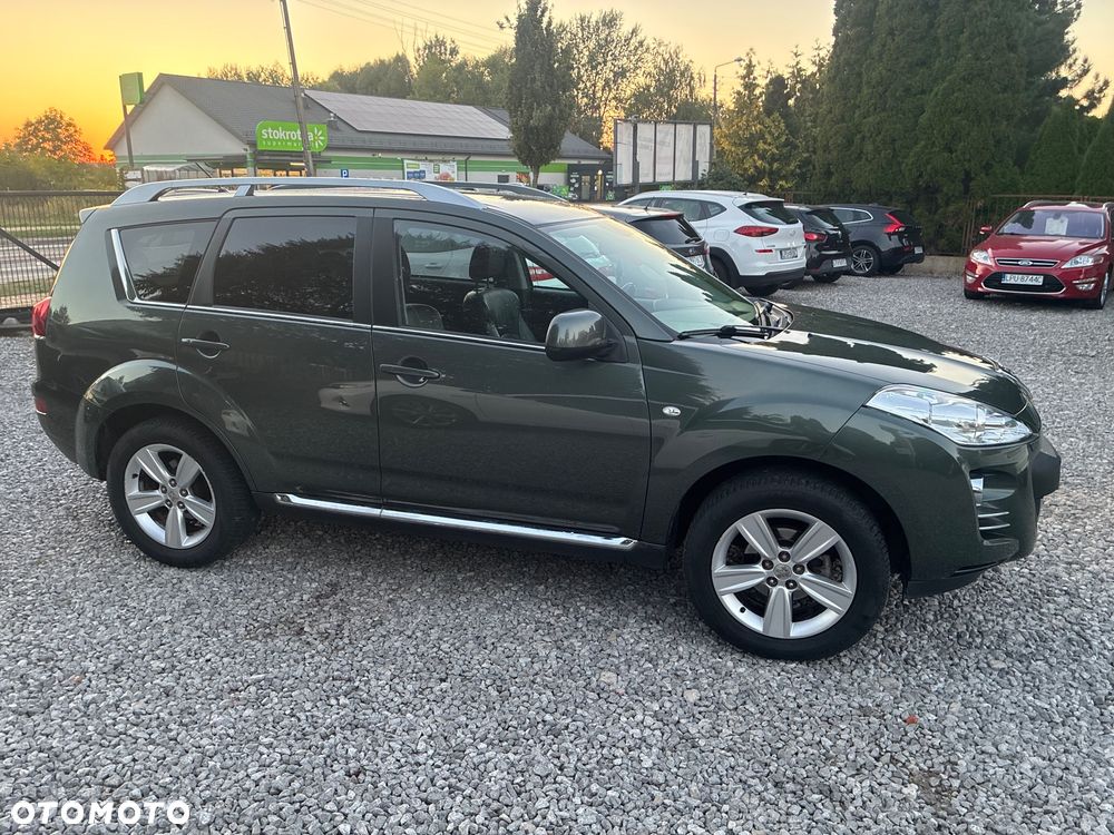 Peugeot 4007 7-Sitzer Sport - 8