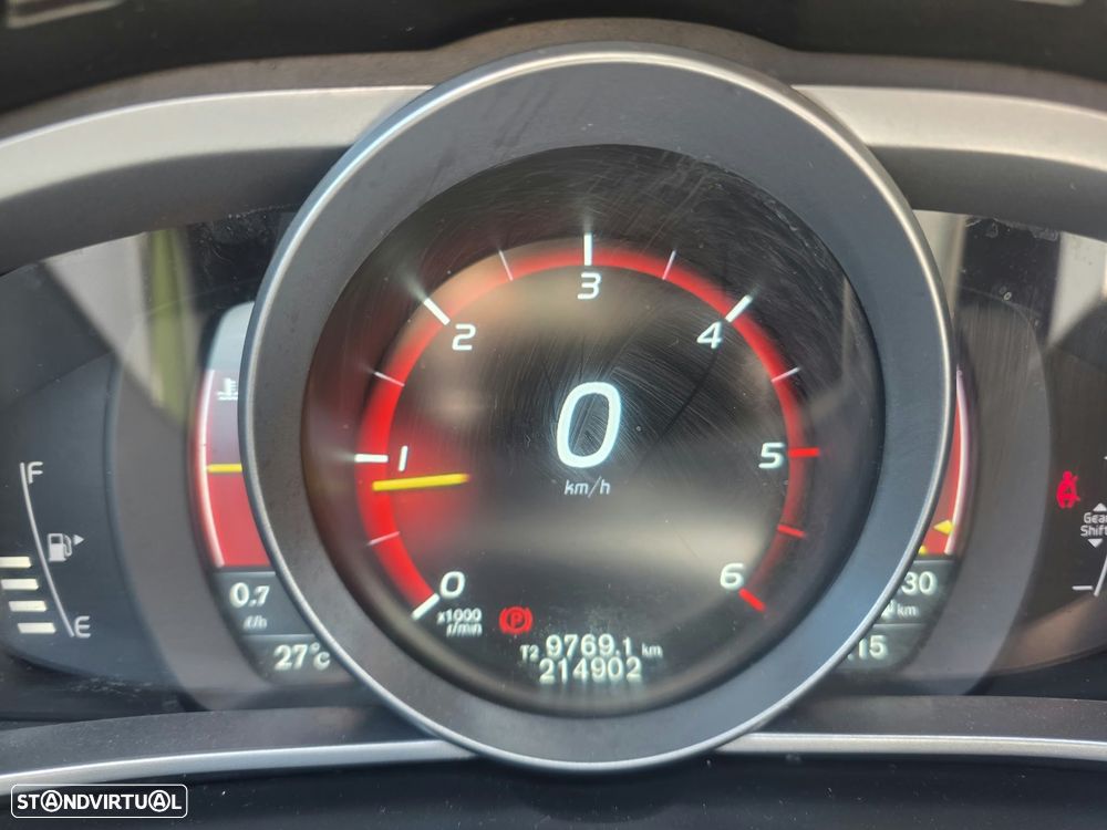 Volvo V40 2.0 D4 R-Design - 10