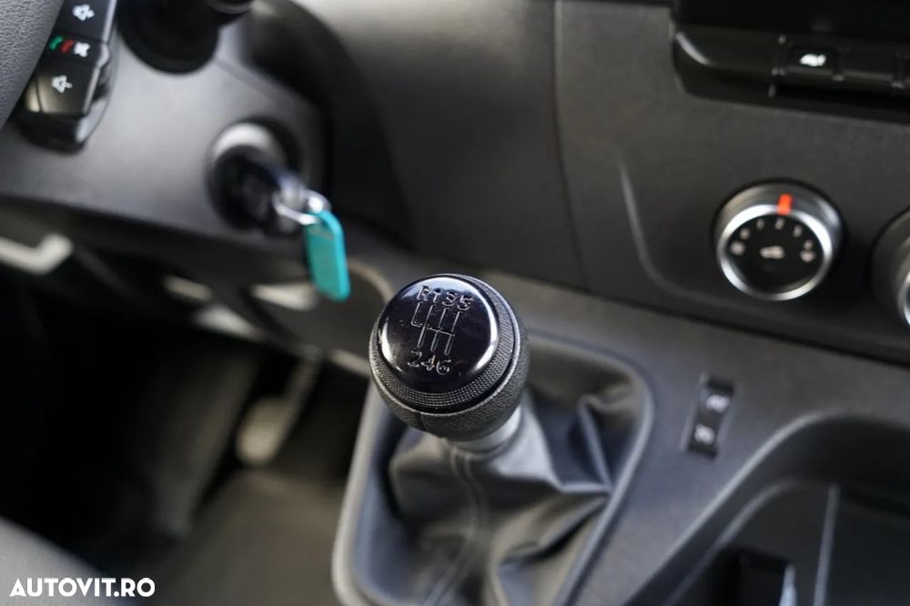 Renault MASTER / TABLĂ / DUBIȚĂ / CABINĂ MIXĂ 7 LOCURI / CAROSERIE / RAFTURI / UN SINGUR PROPRIETAR - 34