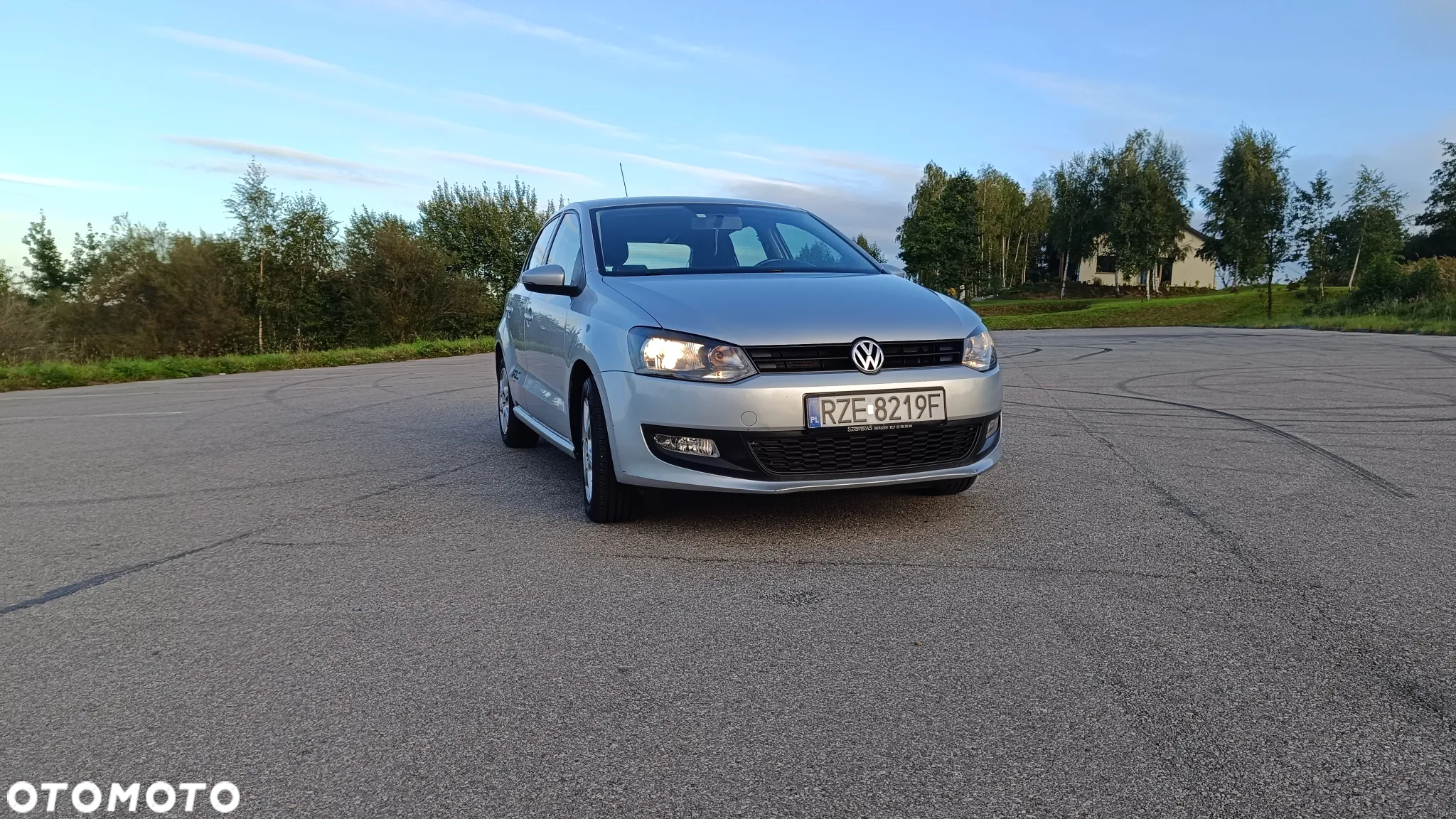 Volkswagen Polo - 2
