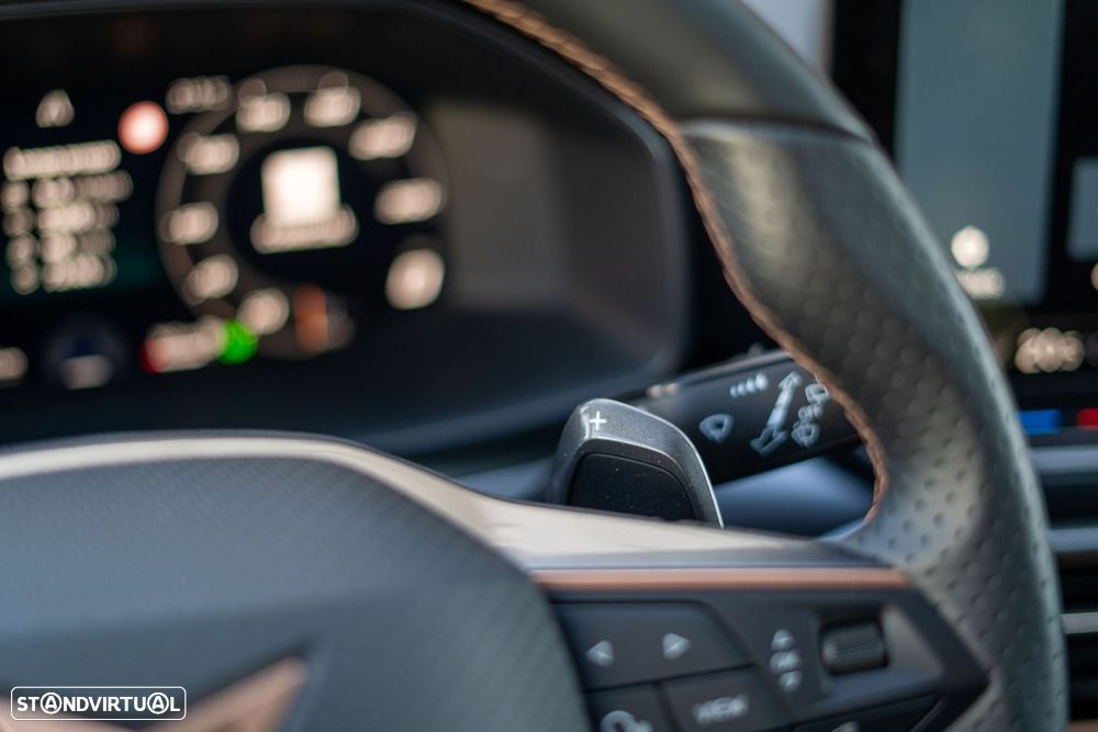 Cupra Leon ST 1.5 e-Hybrid VZ DSG - 13