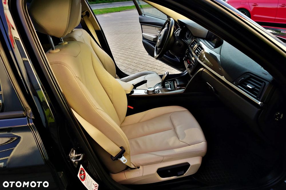 BMW Seria 3 330d Modern Line - 26