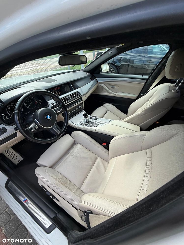 BMW Seria 5 520d xDrive Luxury Line - 7